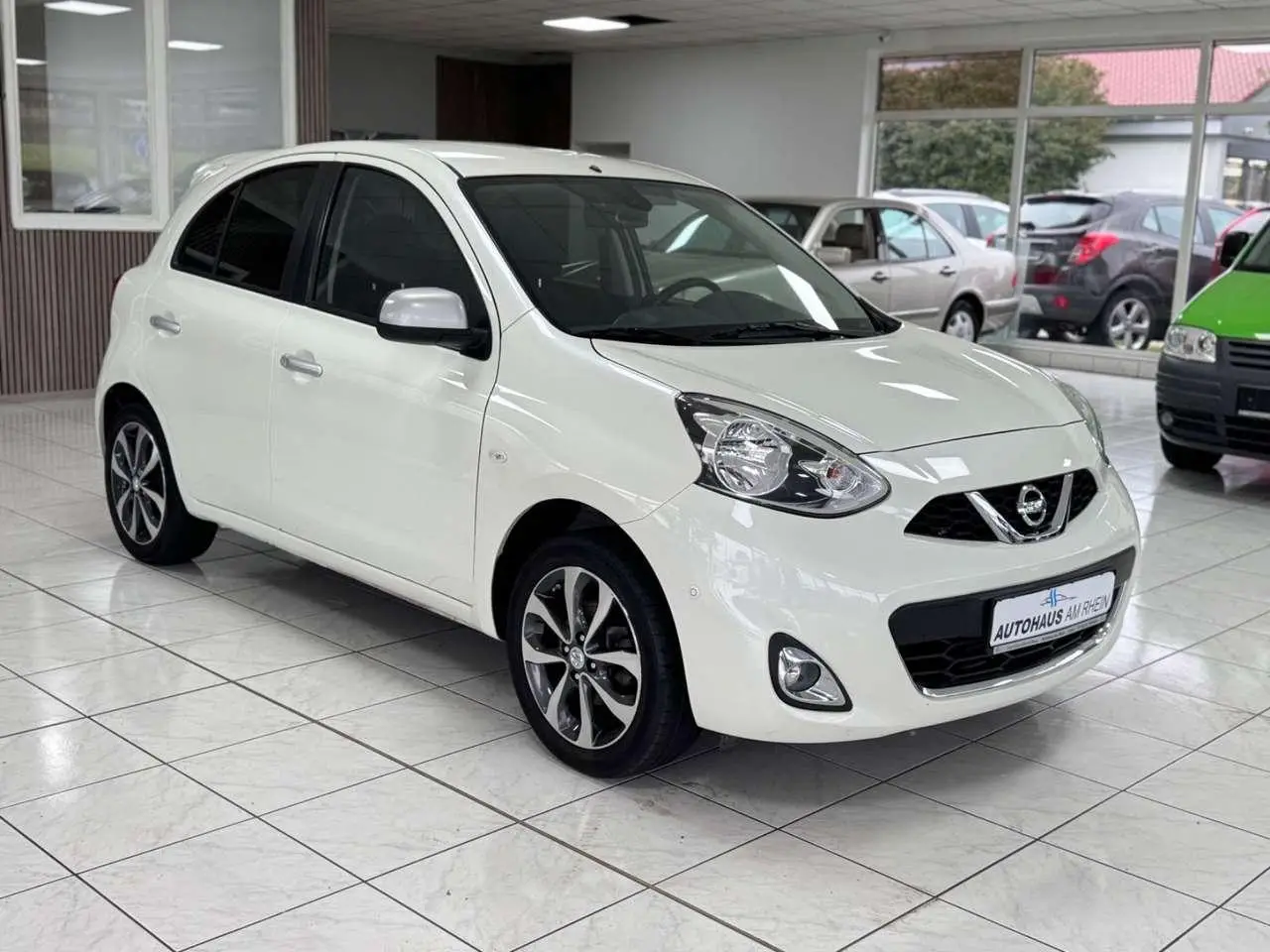 Photo 1 : Nissan Micra 2015 Petrol