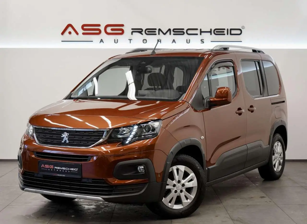 Photo 1 : Peugeot Rifter 2019 Essence