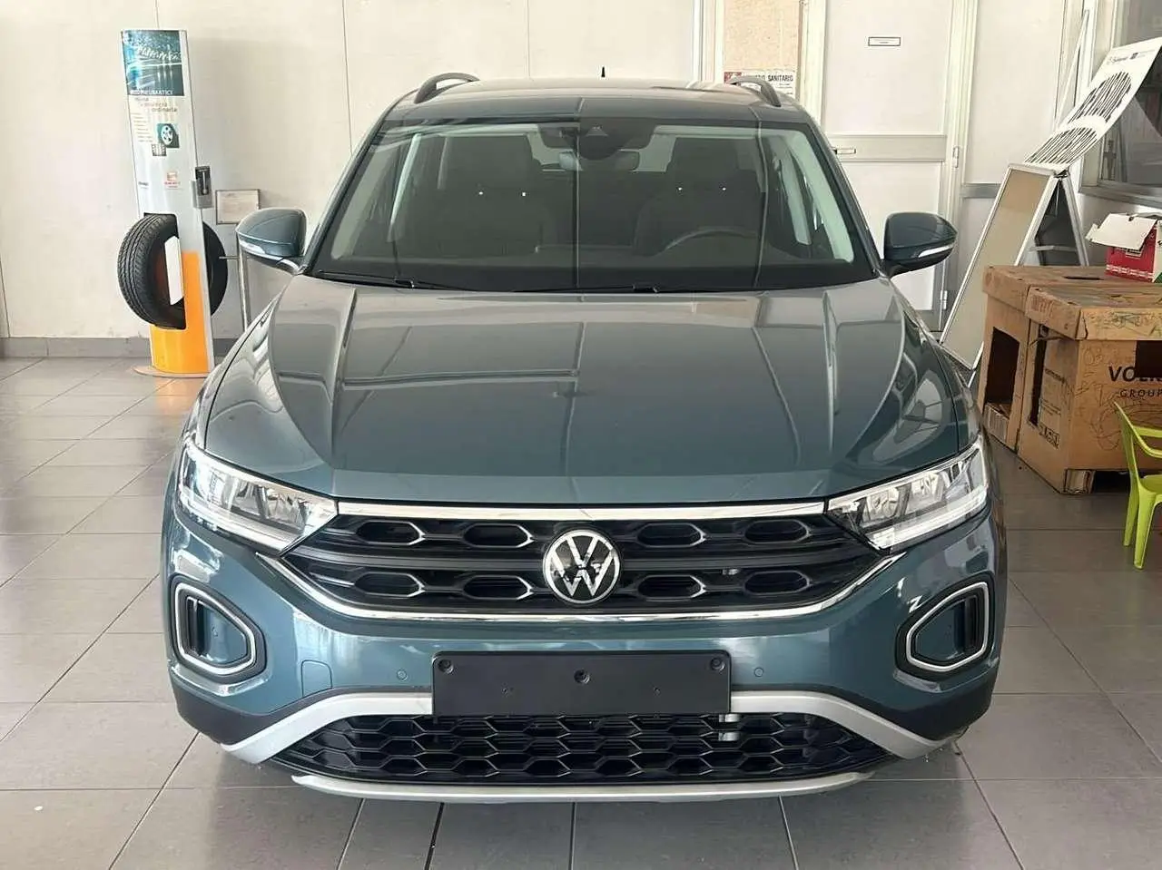 Photo 1 : Volkswagen T-roc 2023 Essence