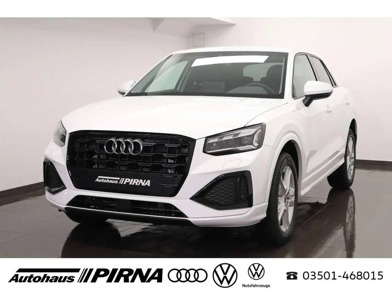 Photo 1 : Audi Q2 2024 Petrol