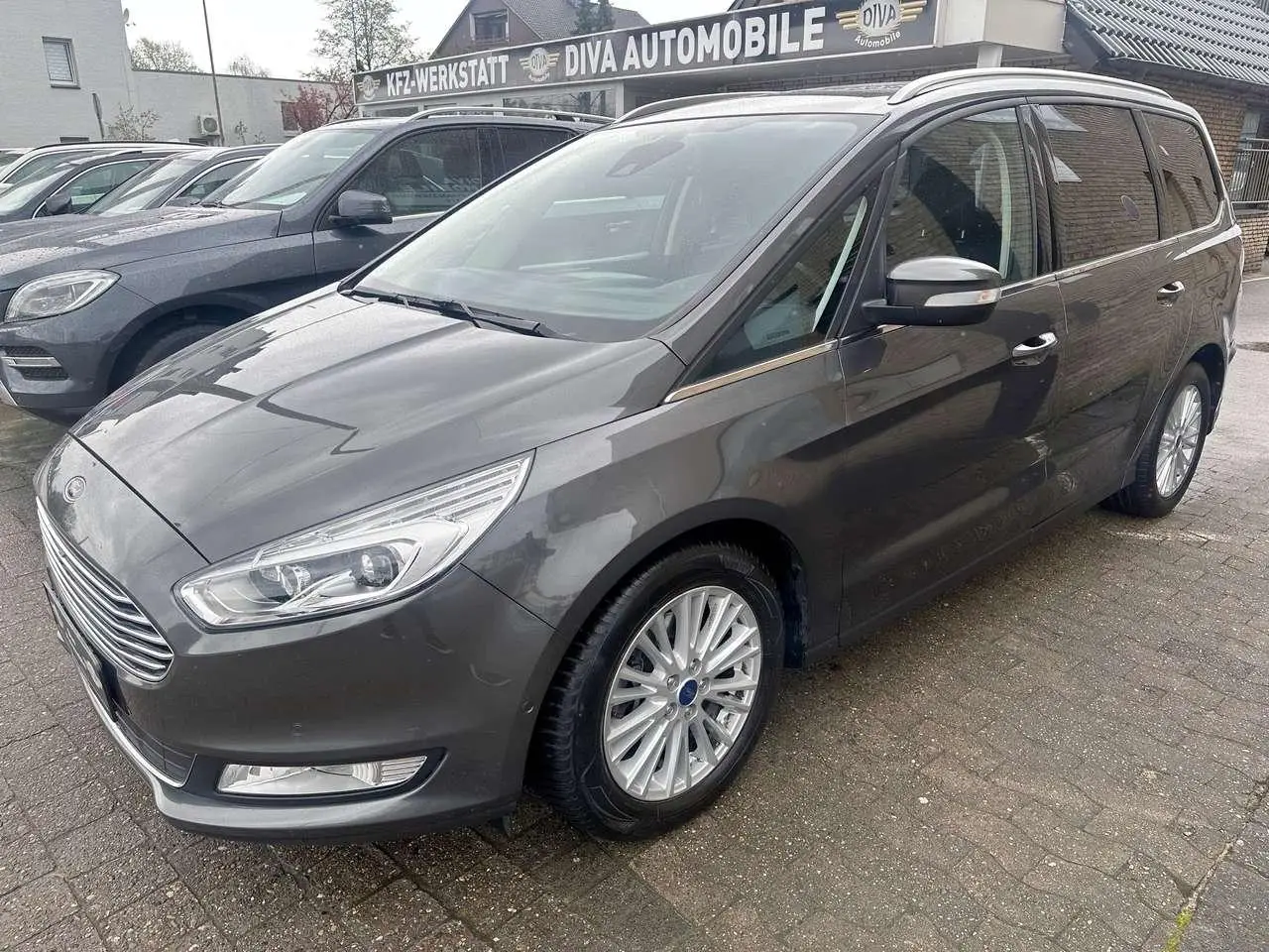 Photo 1 : Ford Galaxy 2015 Diesel