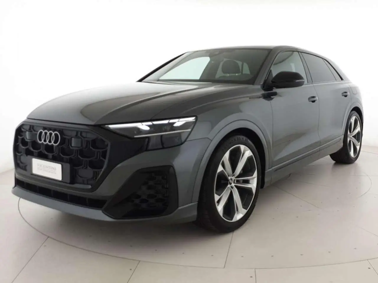 Photo 1 : Audi Q8 2024 Hybride