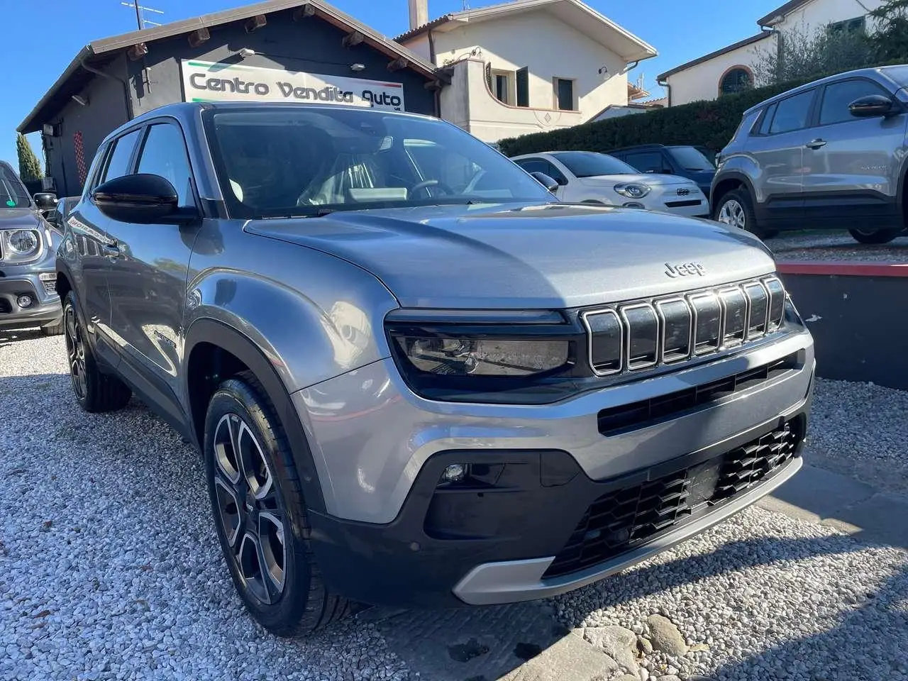 Photo 1 : Jeep Avenger 2024 Hybrid