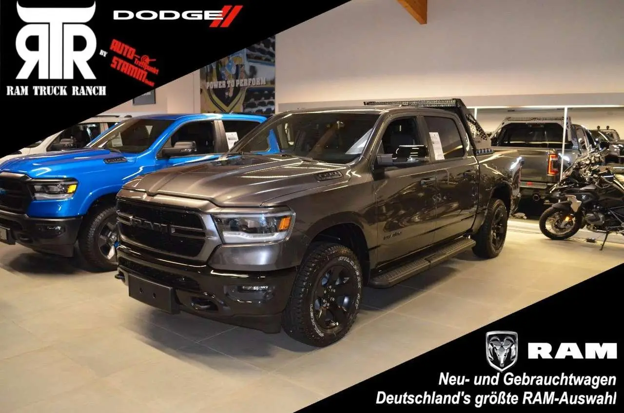 Photo 1 : Dodge Ram 2024 Petrol