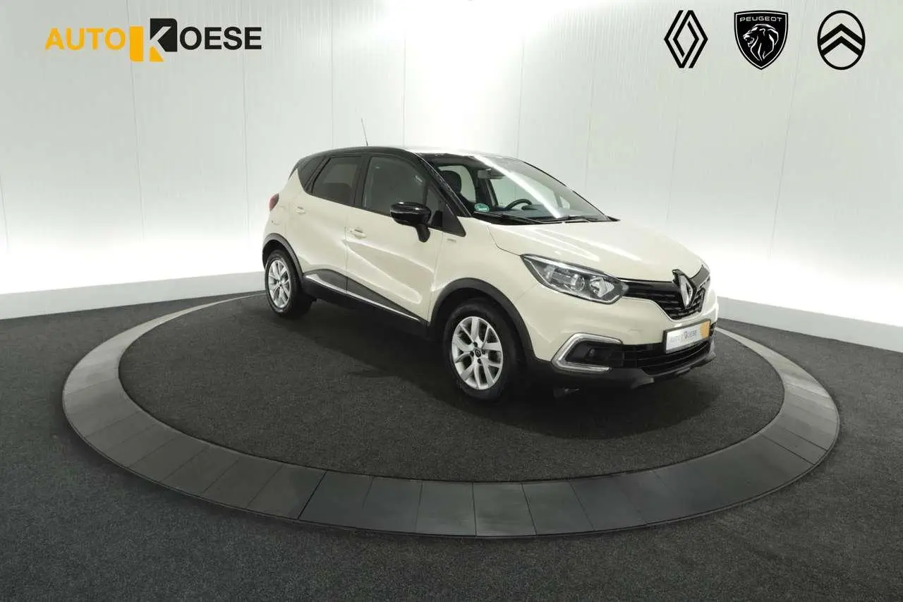 Photo 1 : Renault Captur 2019 Petrol