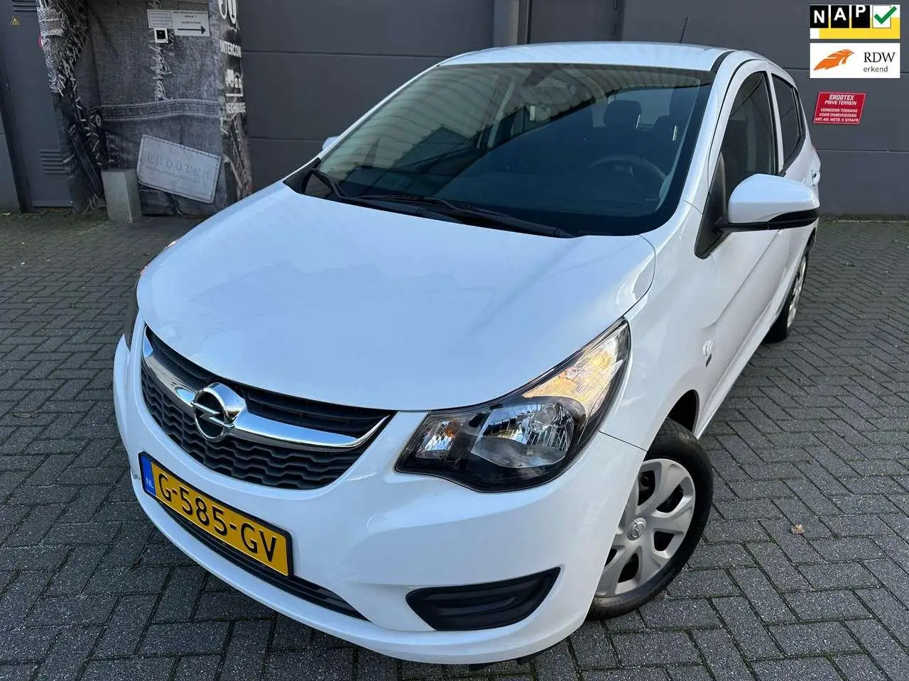 Photo 1 : Opel Karl 2019 Essence