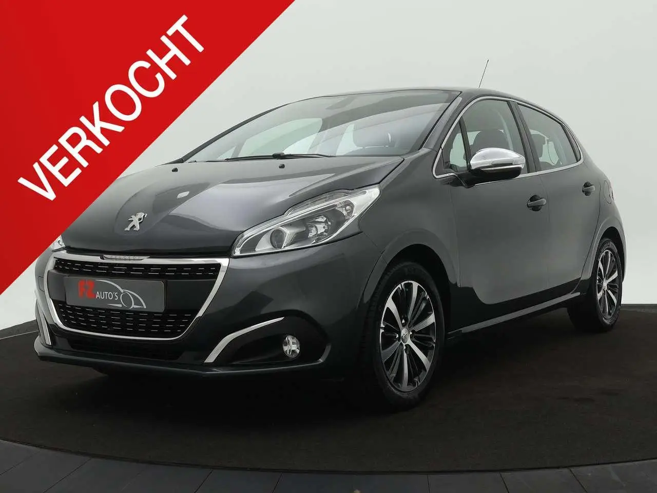 Photo 1 : Peugeot 208 2016 Essence