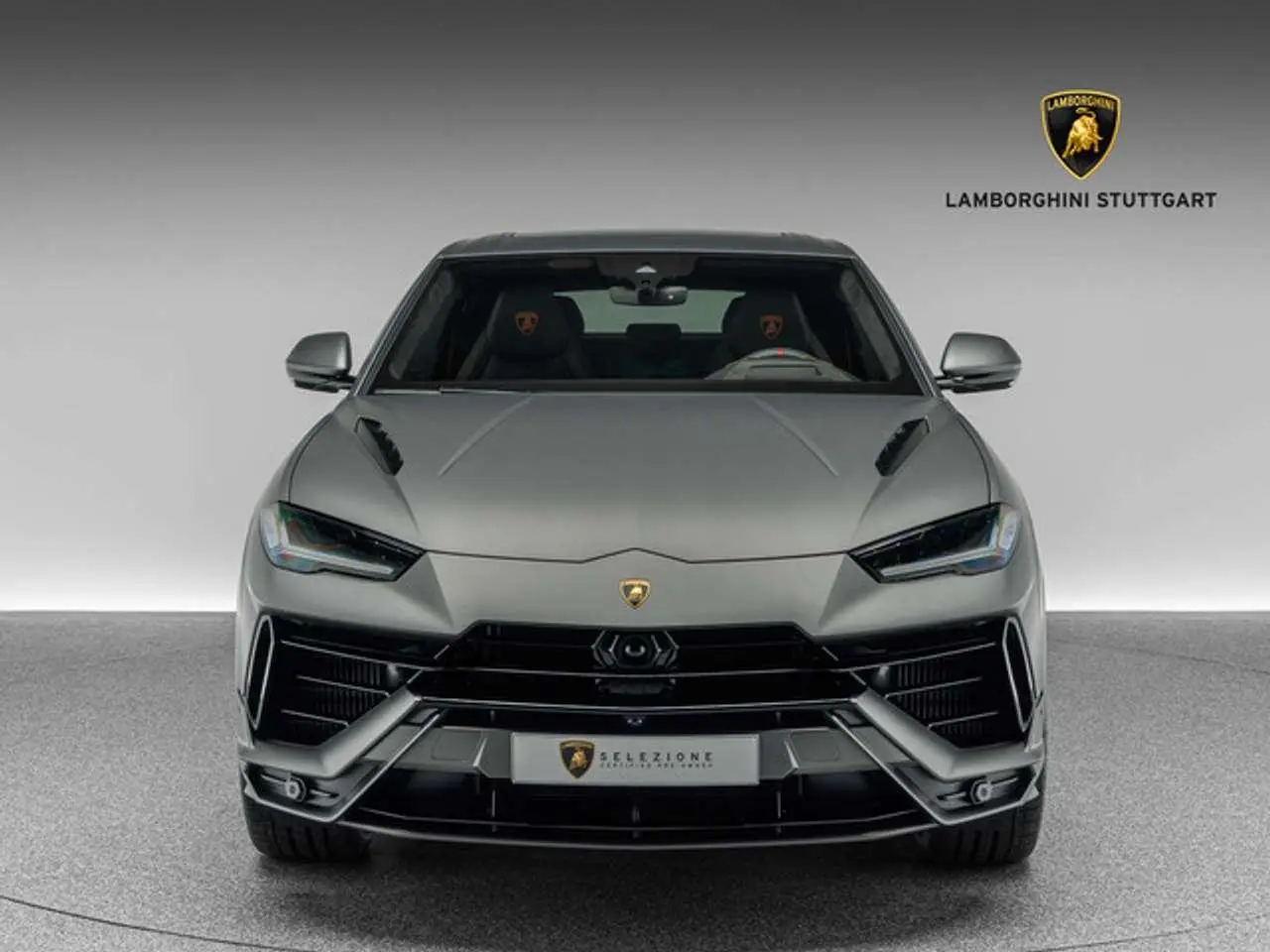 Photo 1 : Lamborghini Urus 2024 Essence