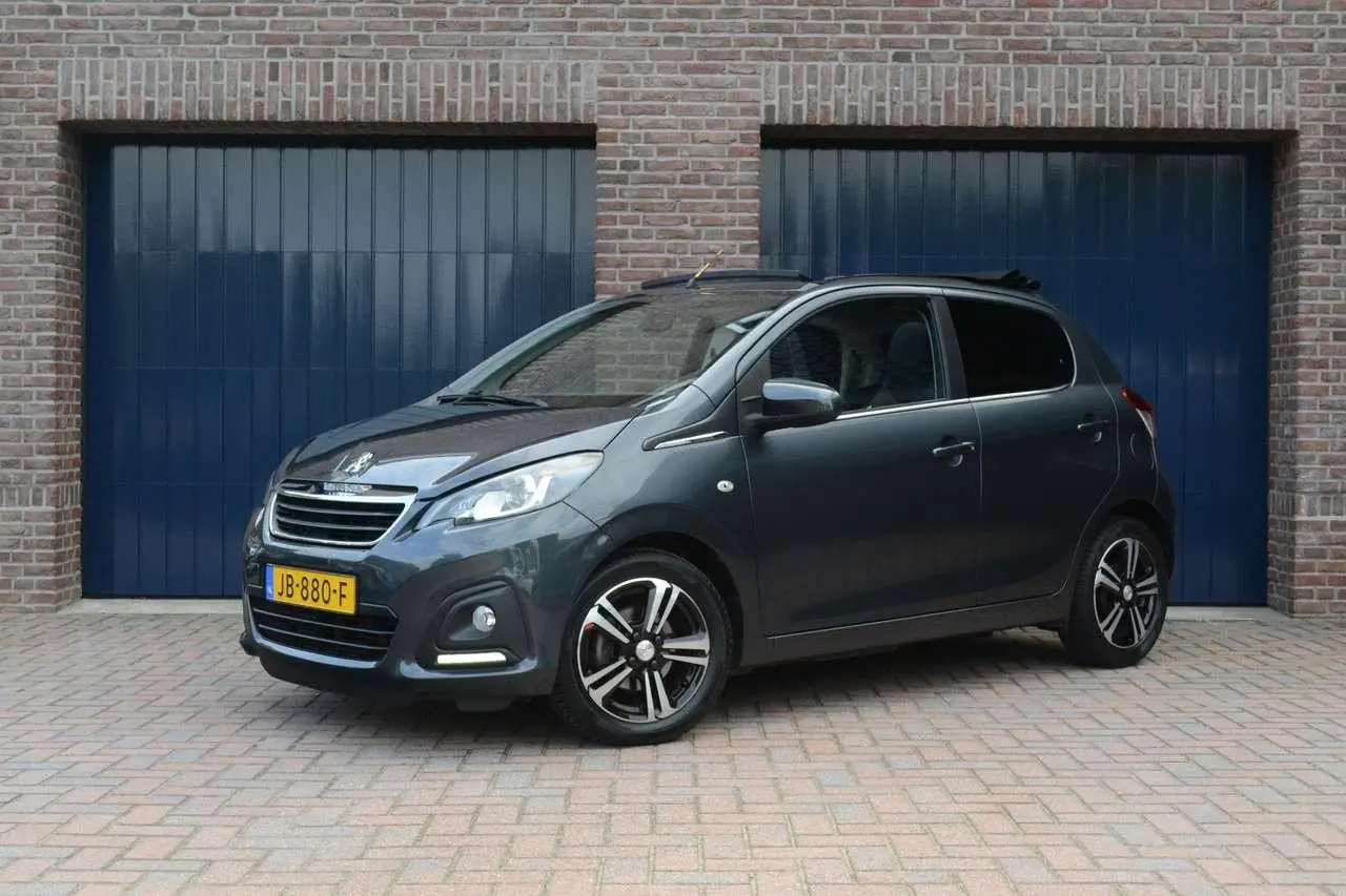 Photo 1 : Peugeot 108 2016 Essence