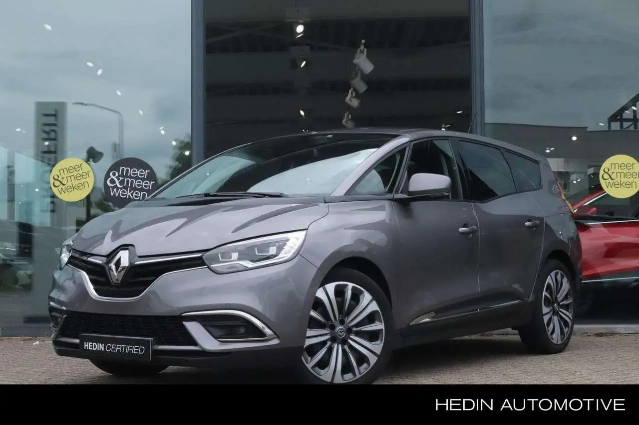 Photo 1 : Renault Grand Scenic 2022 Essence