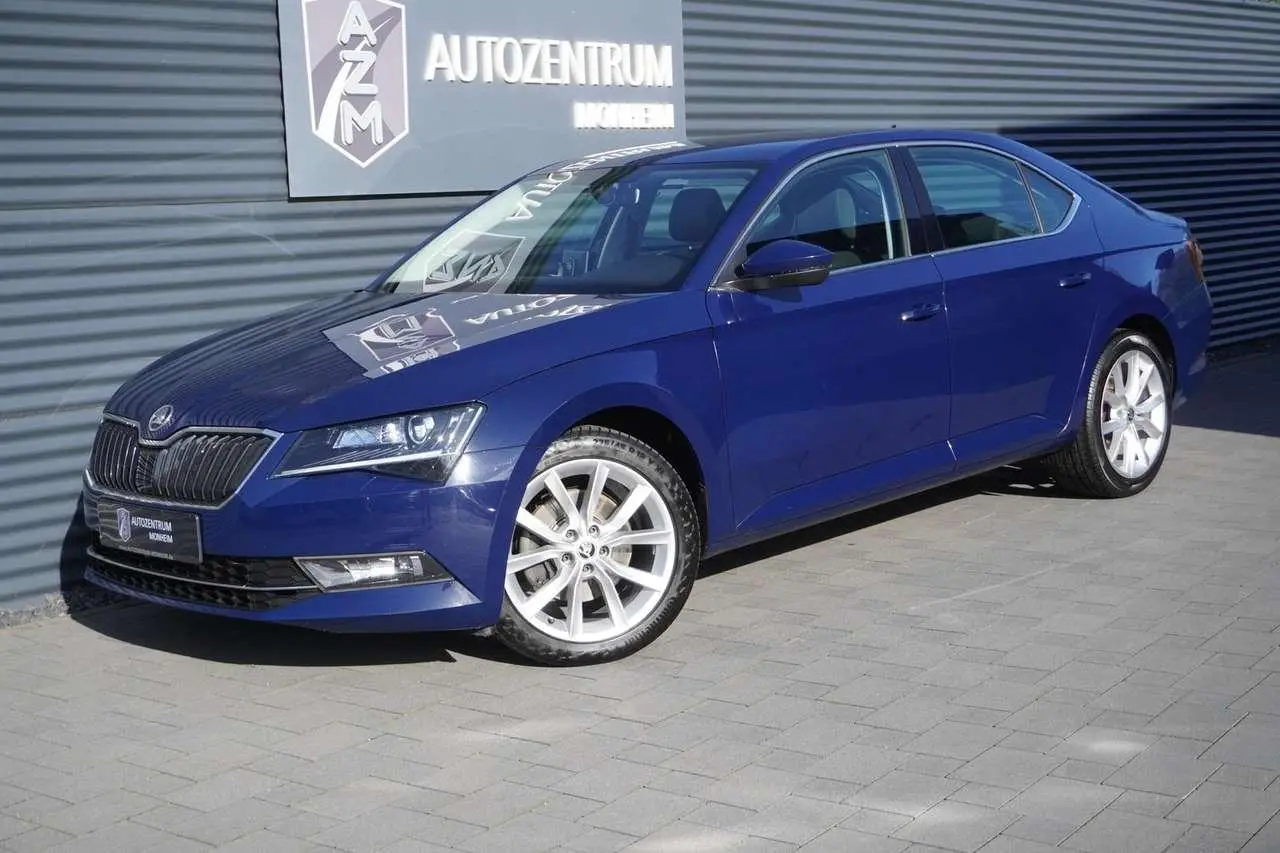 Photo 1 : Skoda Superb 2016 Diesel