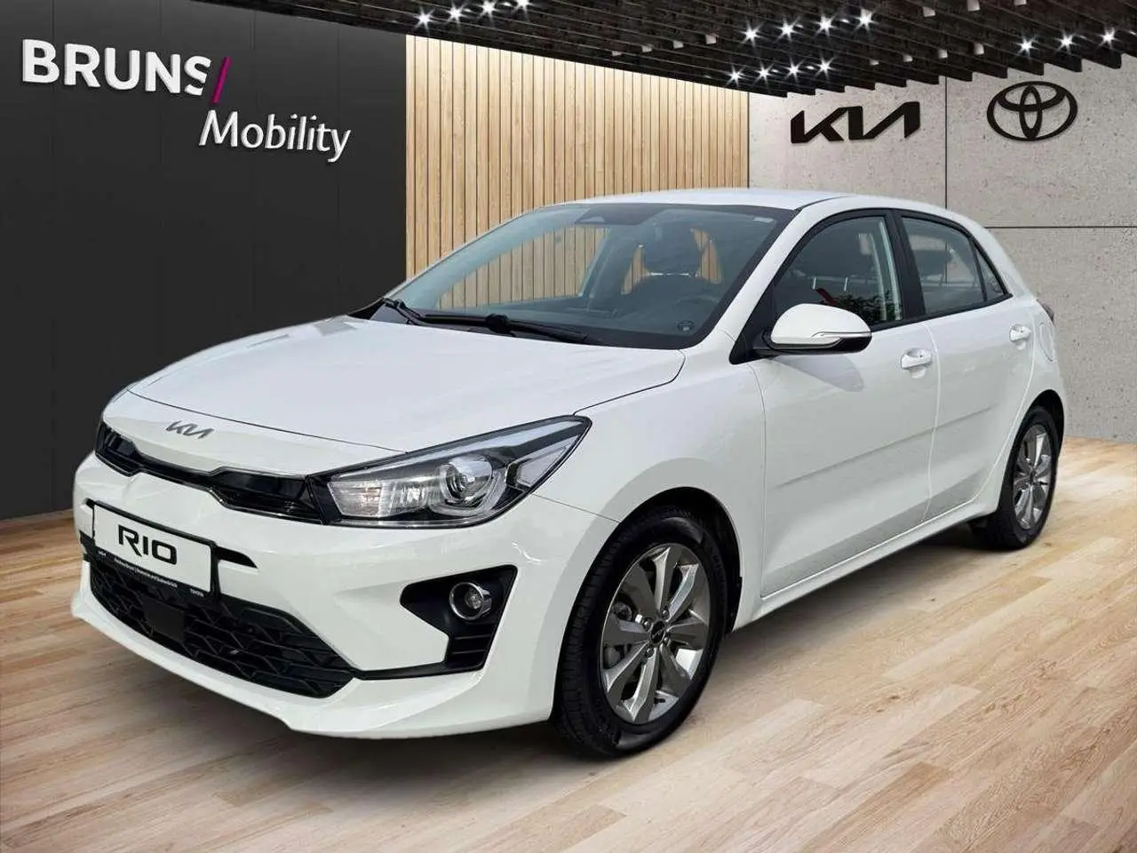 Photo 1 : Kia Rio 2023 Petrol