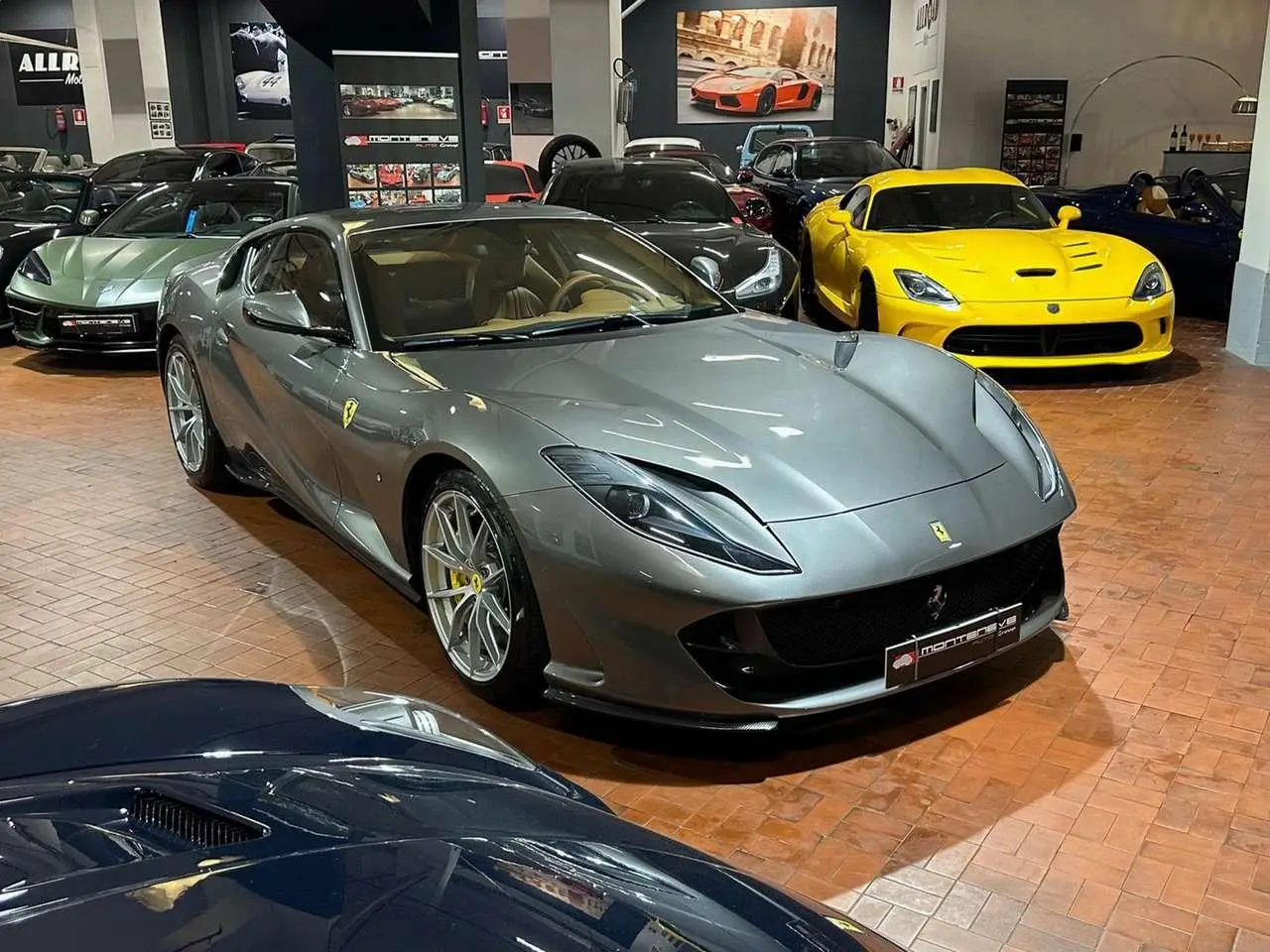 Photo 1 : Ferrari 812 2018 Essence