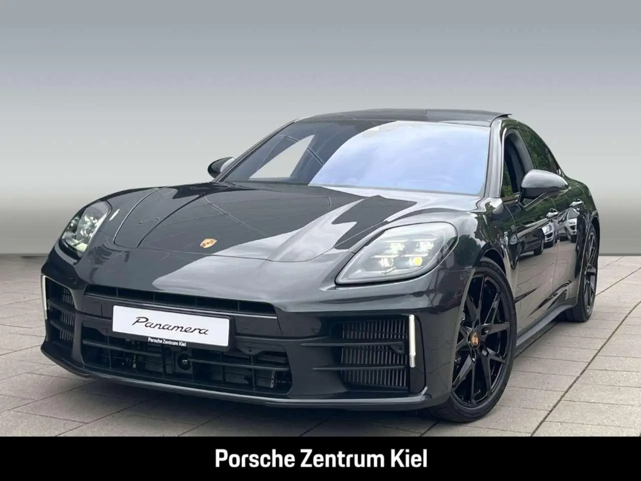 Photo 1 : Porsche Panamera 2024 Hybrid