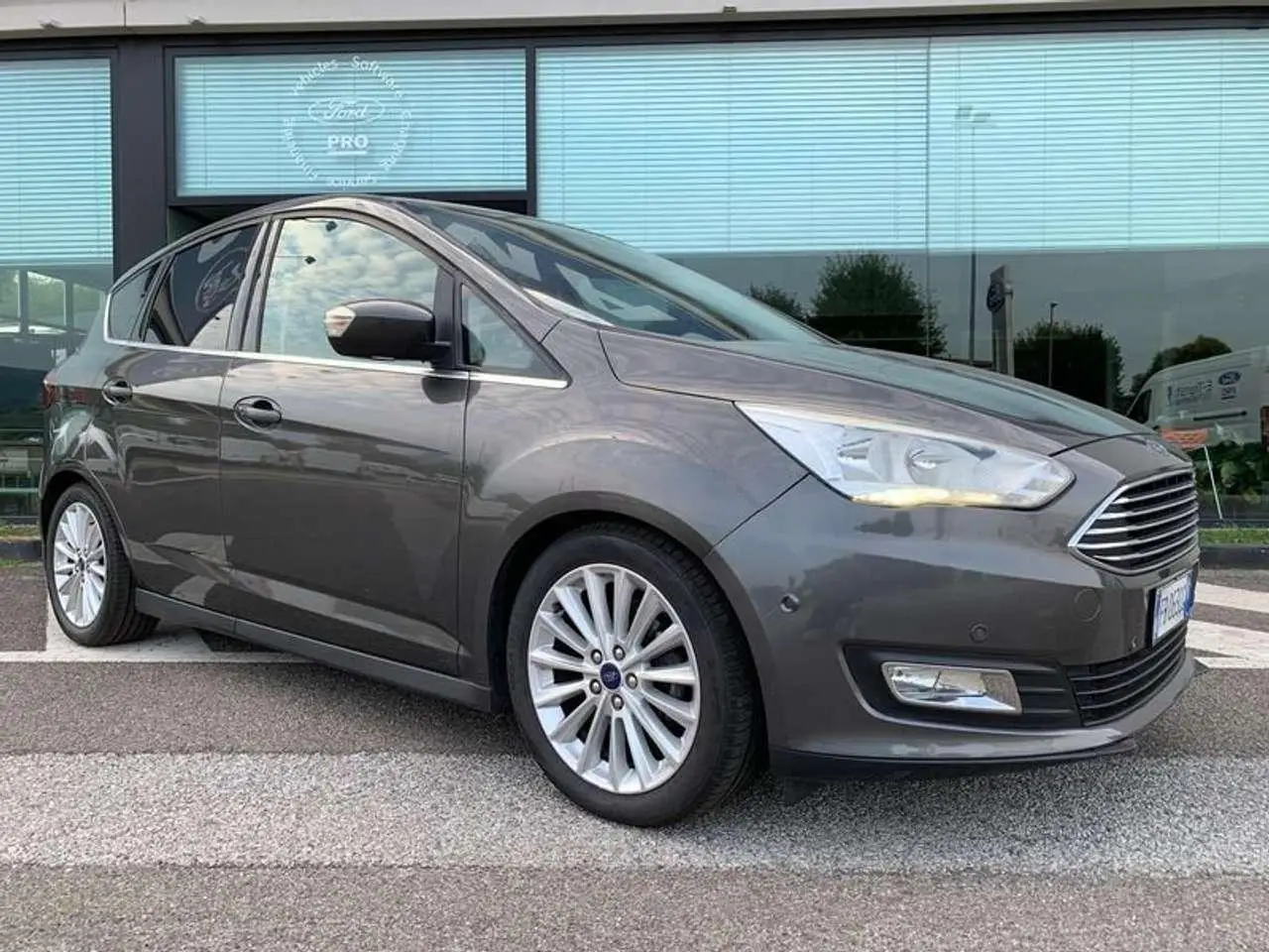 Photo 1 : Ford C-max 2015 Diesel