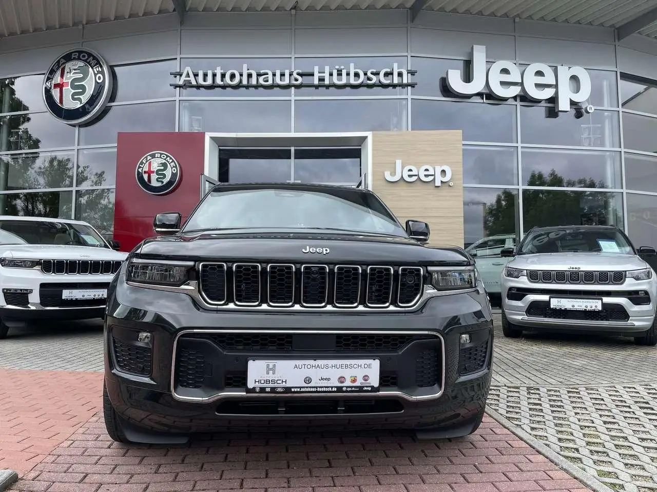 Photo 1 : Jeep Grand Cherokee 2023 Hybrid