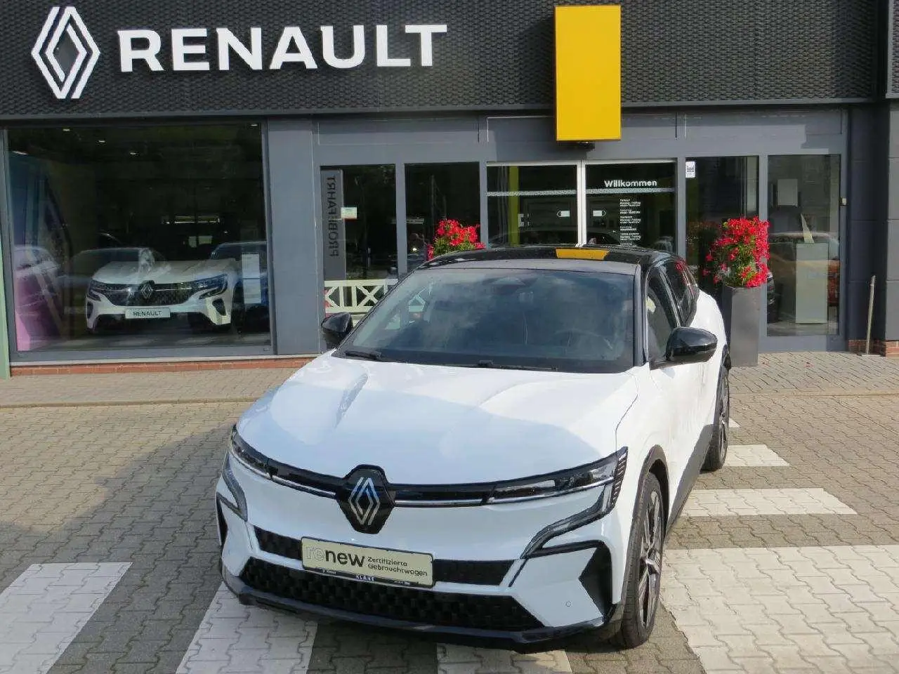 Photo 1 : Renault Megane 2022 Electric