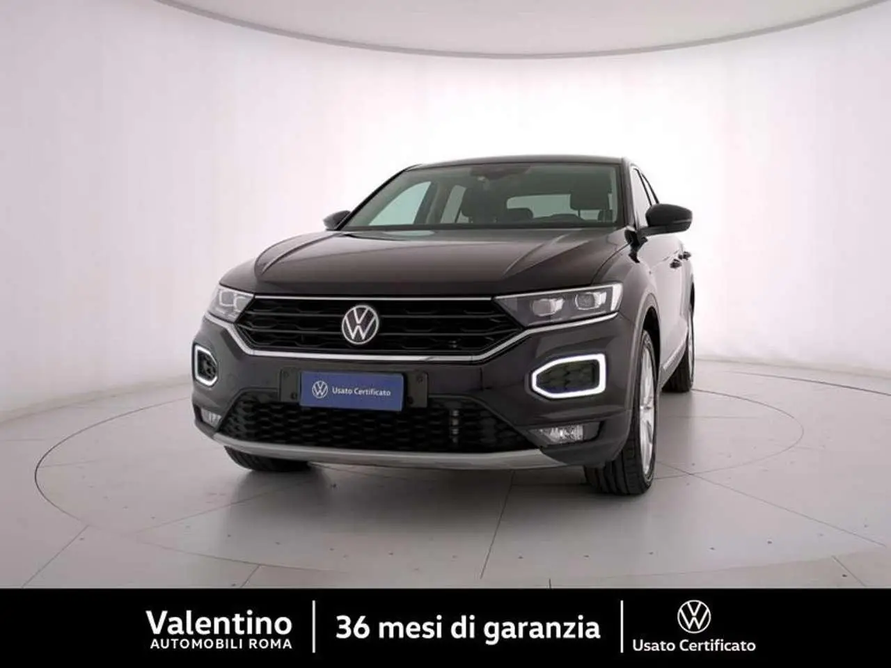 Photo 1 : Volkswagen T-roc 2021 Essence