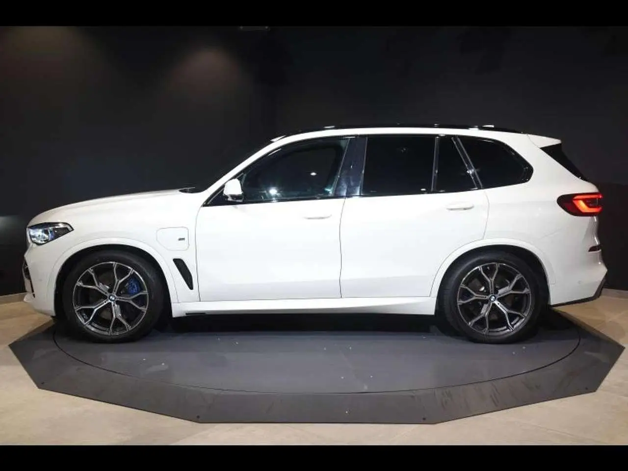 Photo 1 : Bmw X5 2021 Autres