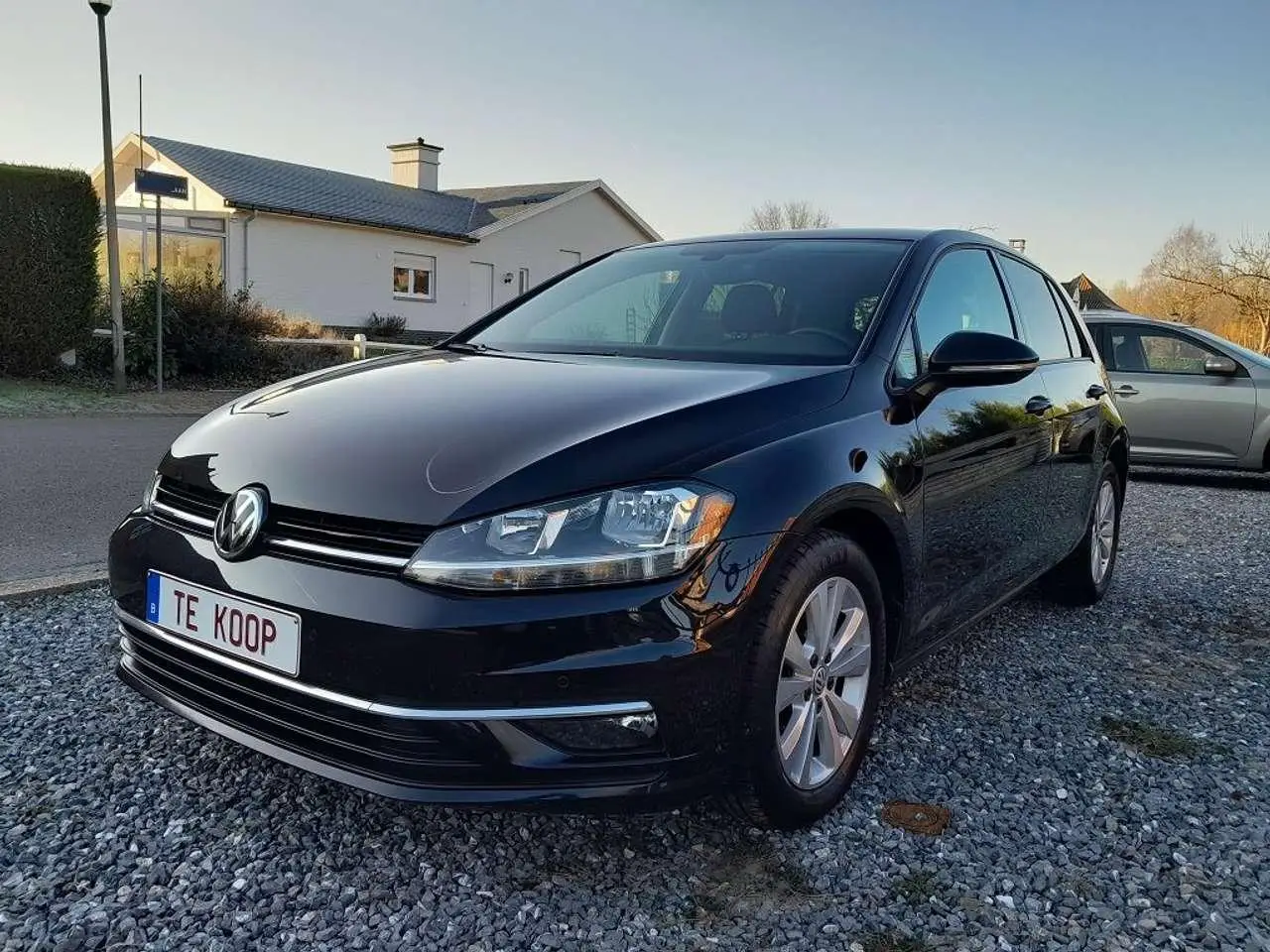 Photo 1 : Volkswagen Golf 2017 Petrol