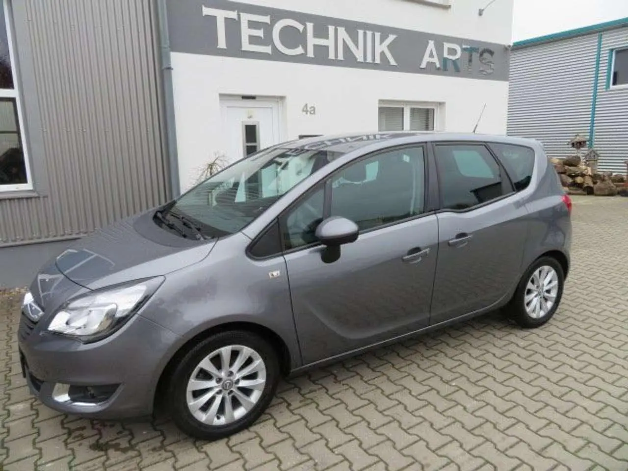 Photo 1 : Opel Meriva 2016 Petrol