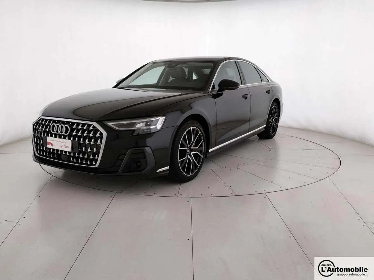 Photo 1 : Audi A8 2022 Hybride