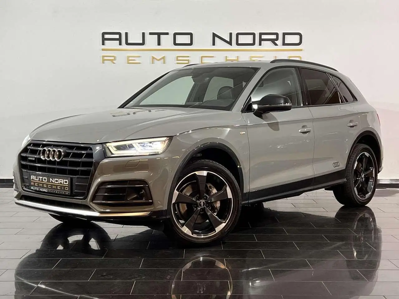 Photo 1 : Audi Q5 2017 Diesel