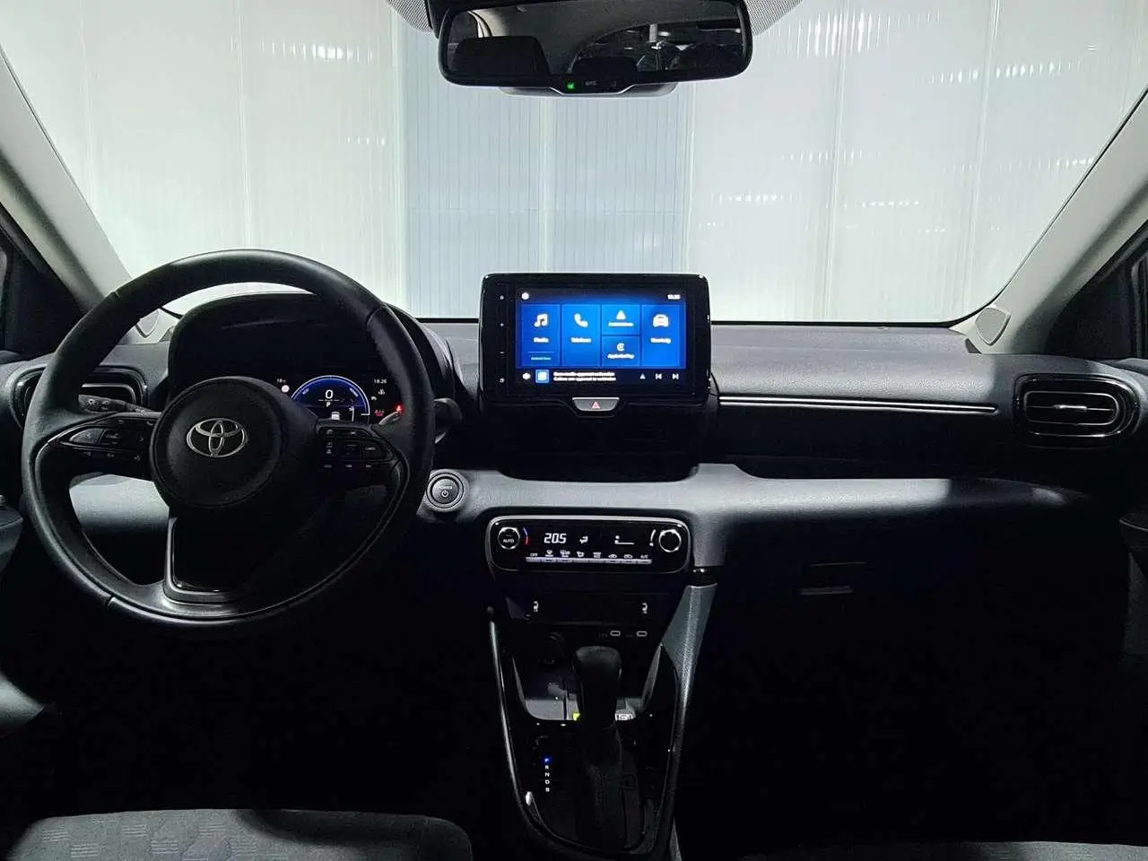 Photo 1 : Toyota Yaris 2024 Hybride