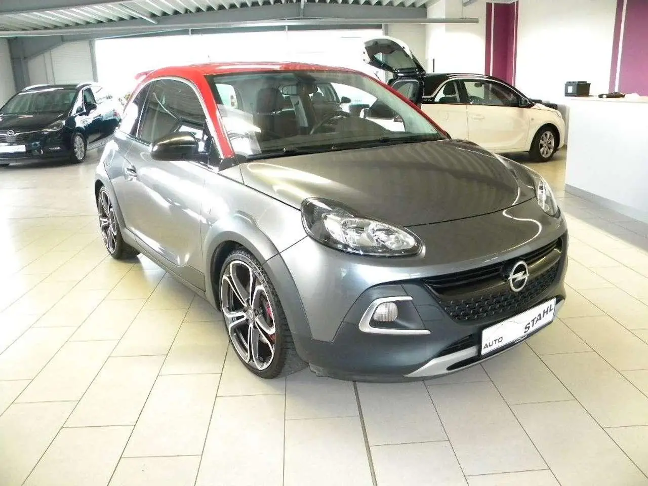 Photo 1 : Opel Adam 2017 Petrol