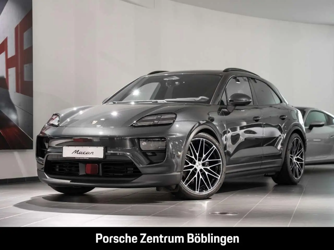 Photo 1 : Porsche Macan 2024 Electric