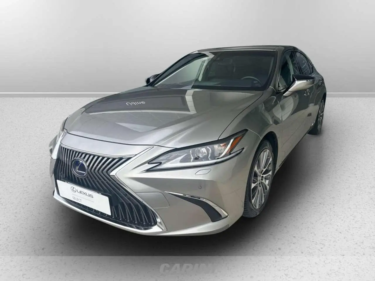 Photo 1 : Lexus Es 2019 Hybrid