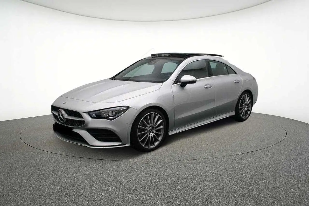 Photo 1 : Mercedes-benz Classe Cla 2023 Essence