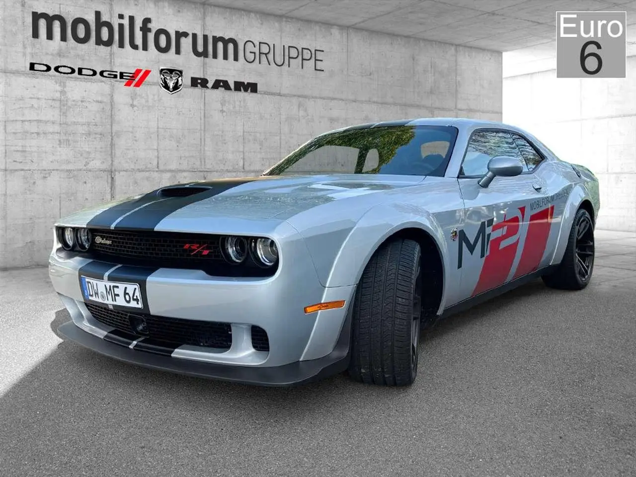 Photo 1 : Dodge Challenger 2024 Petrol