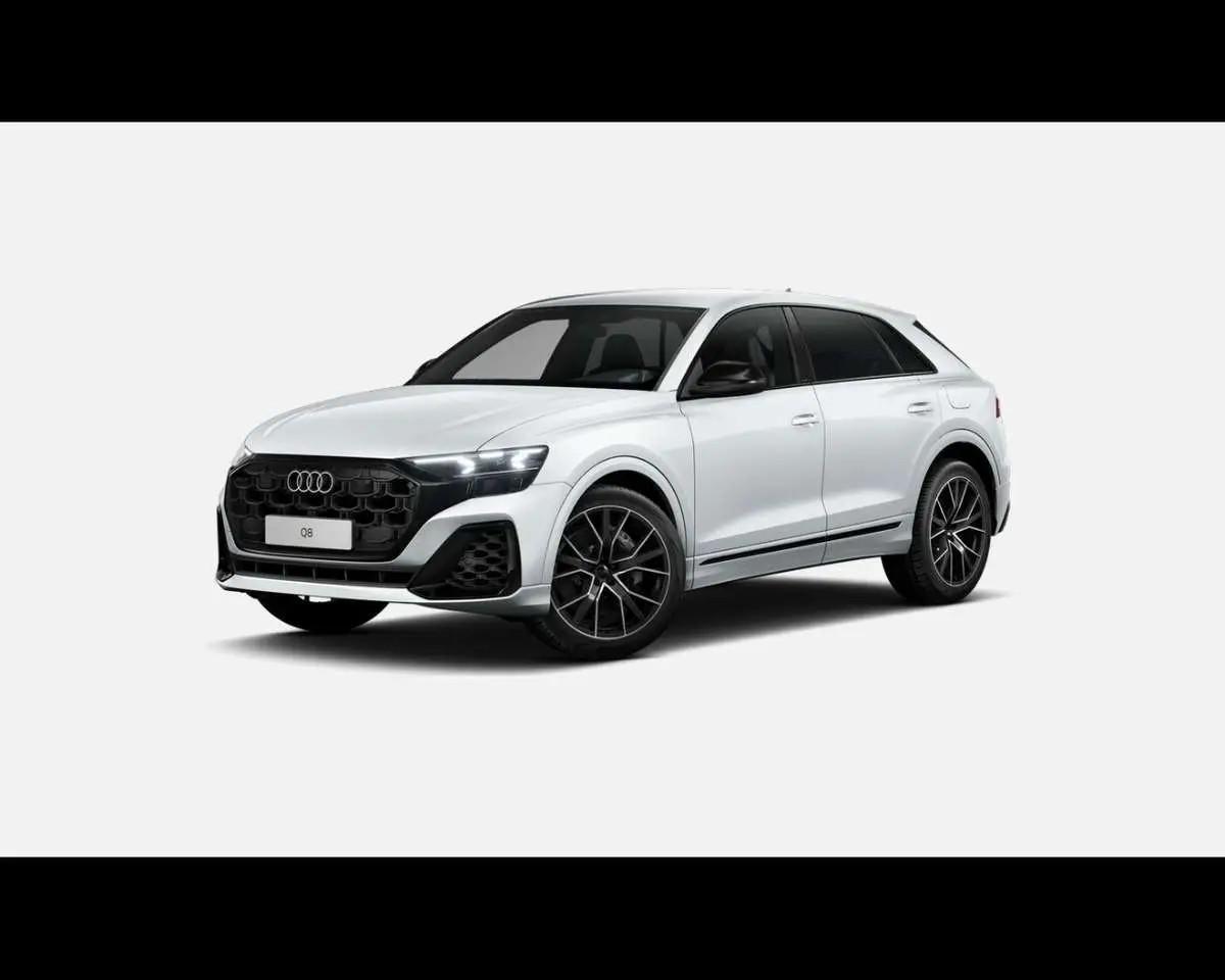 Photo 1 : Audi Q8 2024 Hybrid