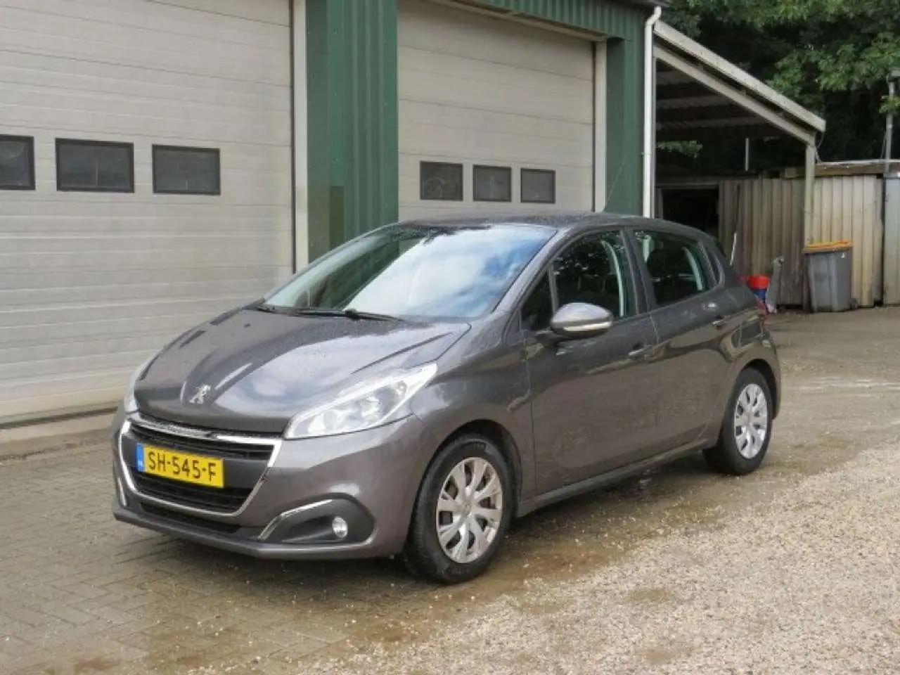 Photo 1 : Peugeot 208 2018 Petrol