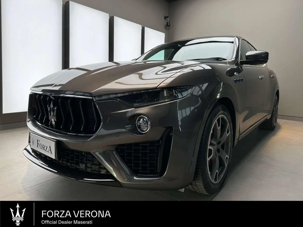 Photo 1 : Maserati Levante 2022 Hybride