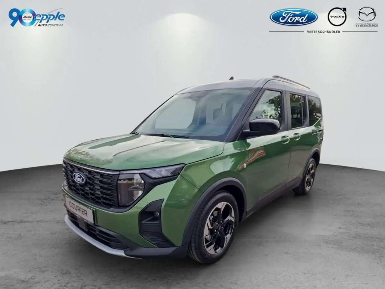 Photo 1 : Ford Tourneo 2024 Essence