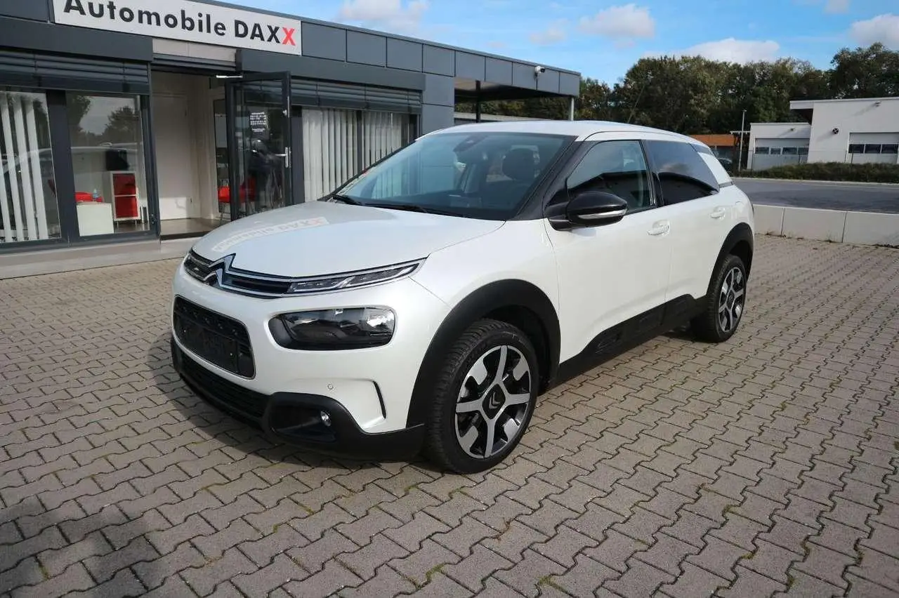 Photo 1 : Citroen C4 2019 Essence