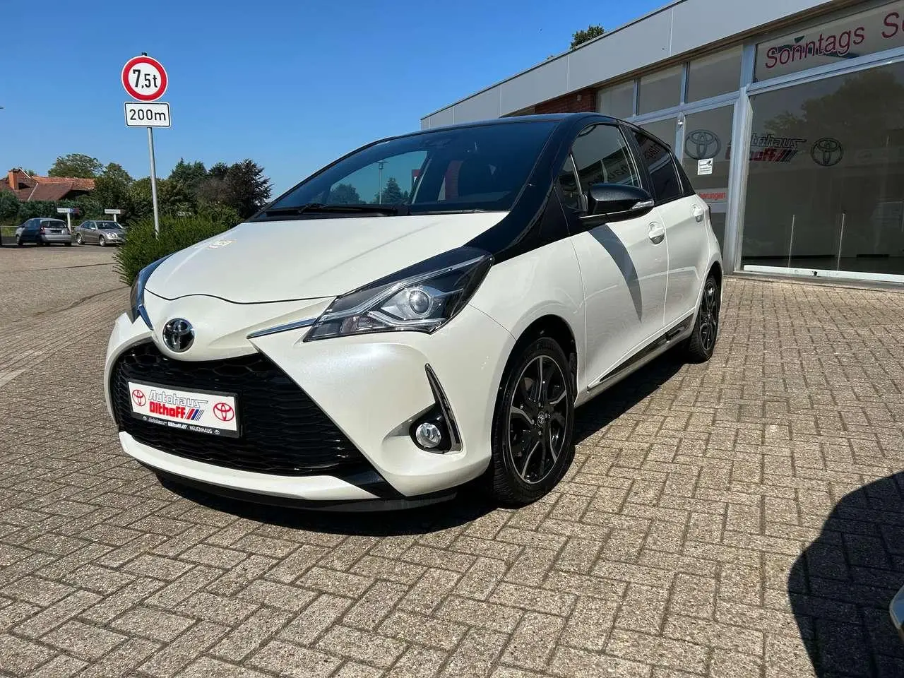 Photo 1 : Toyota Yaris 2017 Essence