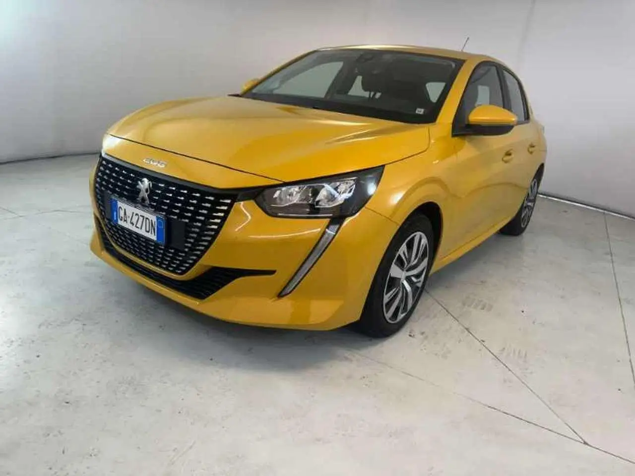 Photo 1 : Peugeot 208 2020 Petrol