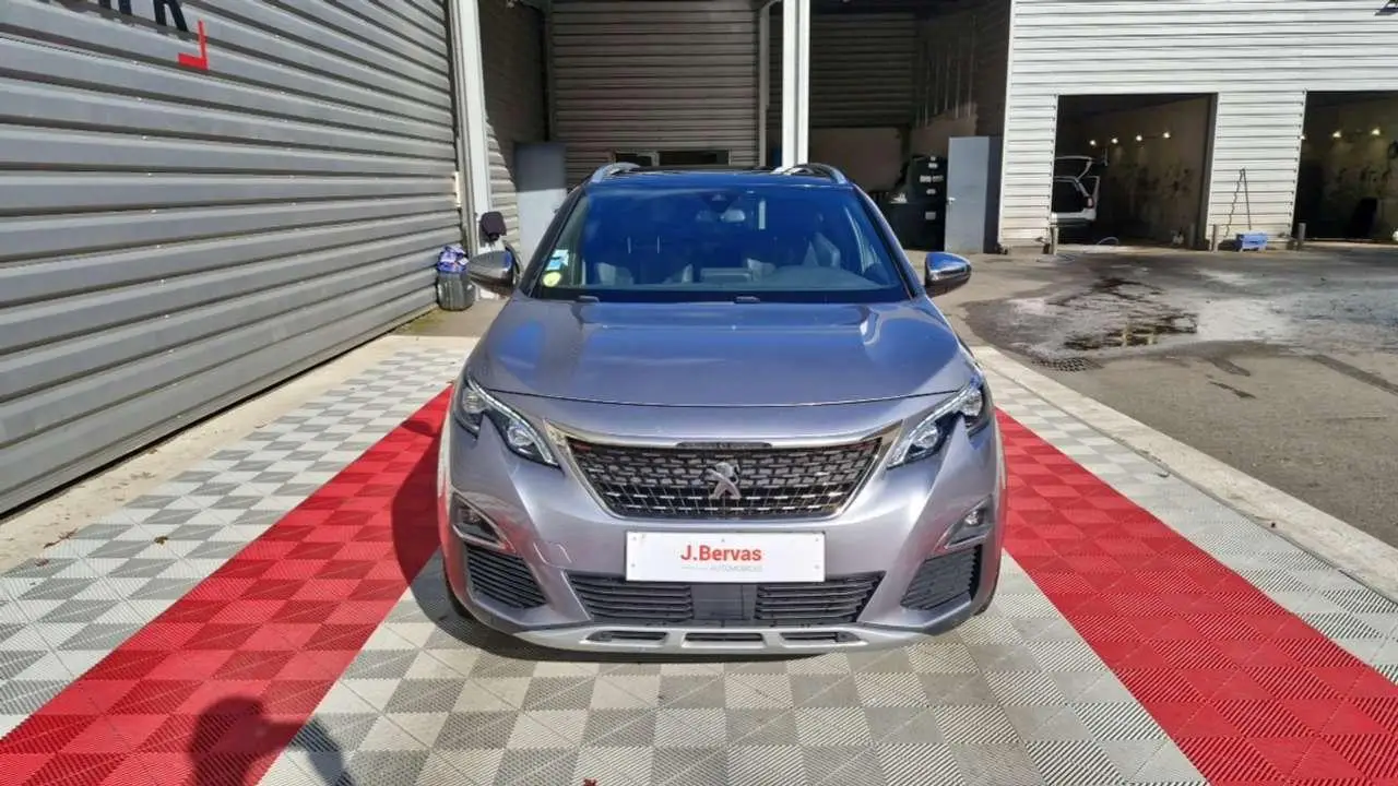 Photo 1 : Peugeot 5008 2019 Diesel