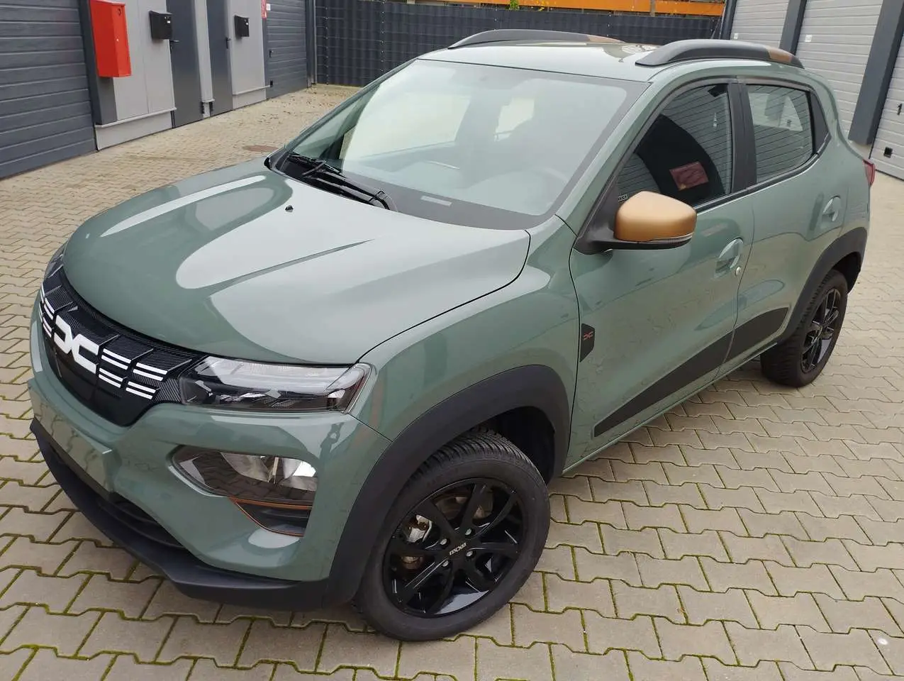 Photo 1 : Dacia Spring 2023 Electric