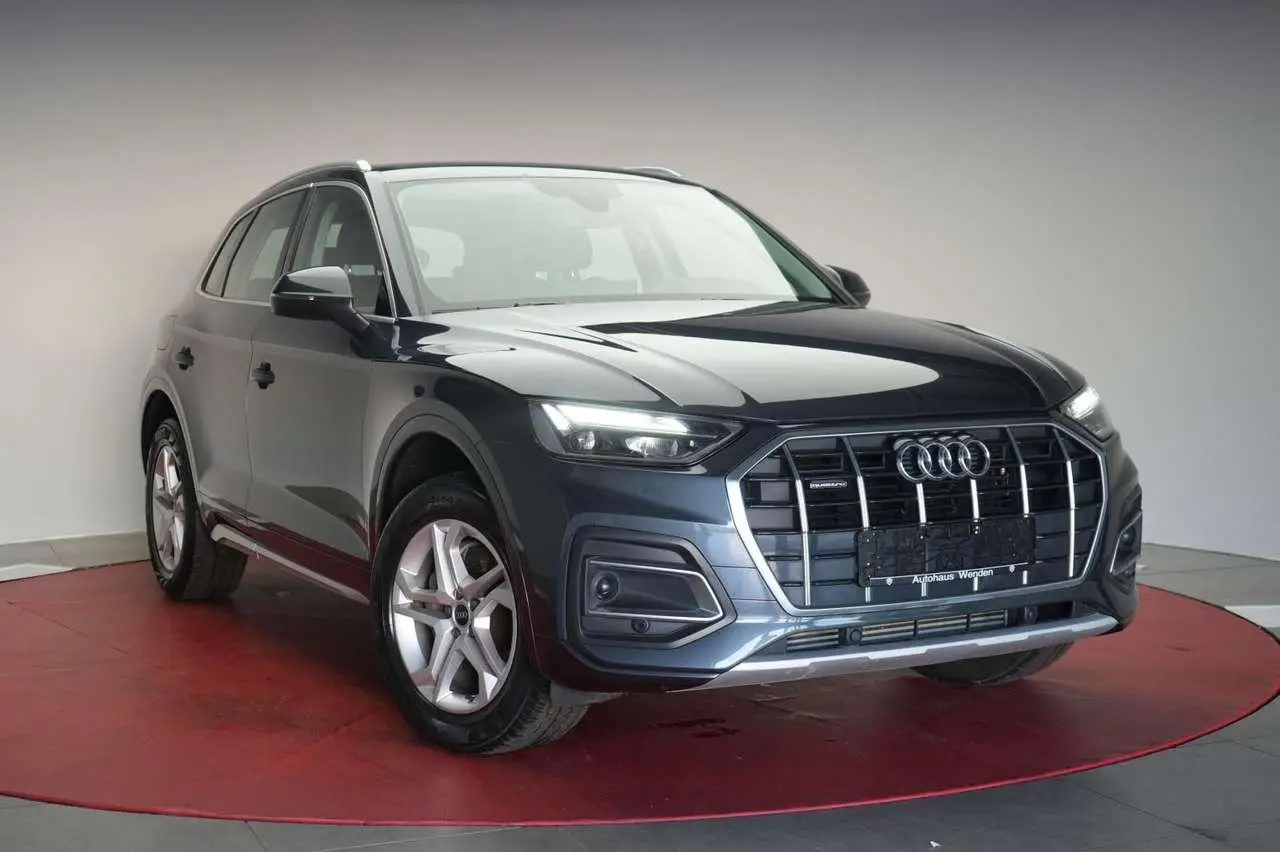 Photo 1 : Audi Q5 2021 Petrol