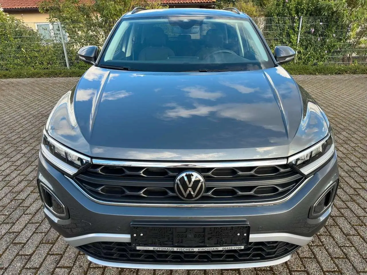 Photo 1 : Volkswagen T-roc 2023 Essence