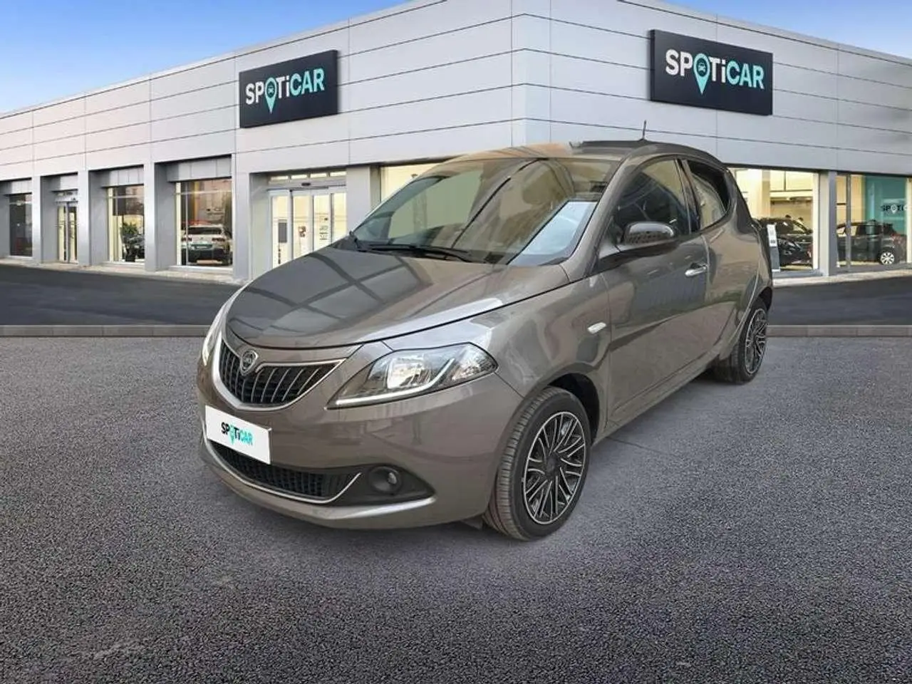 Photo 1 : Lancia Ypsilon 2022 Petrol