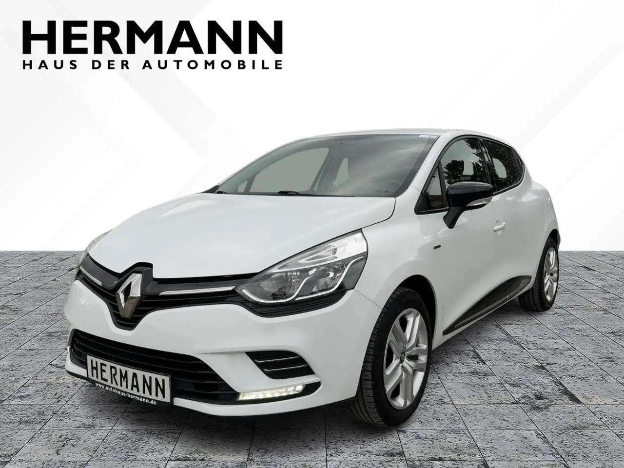 Photo 1 : Renault Clio 2017 Petrol