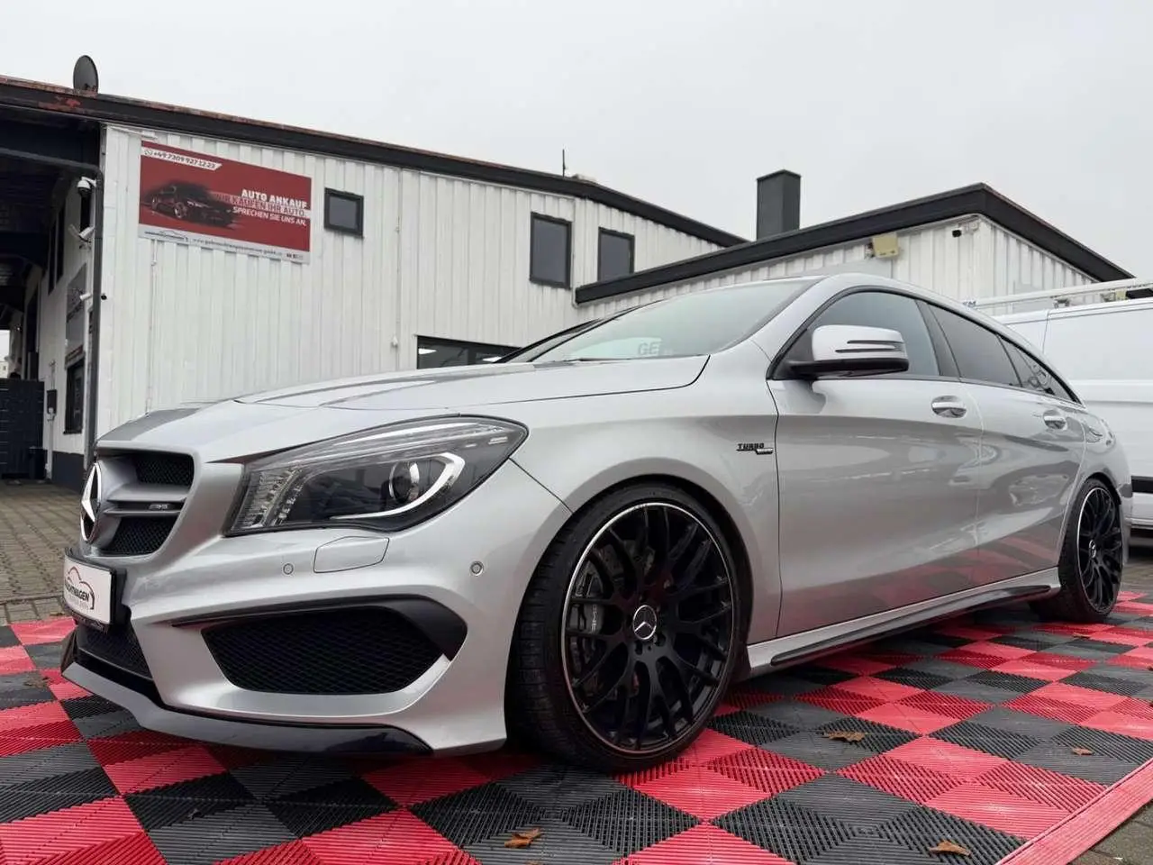 Photo 1 : Mercedes-benz Classe Cla 2015 Essence