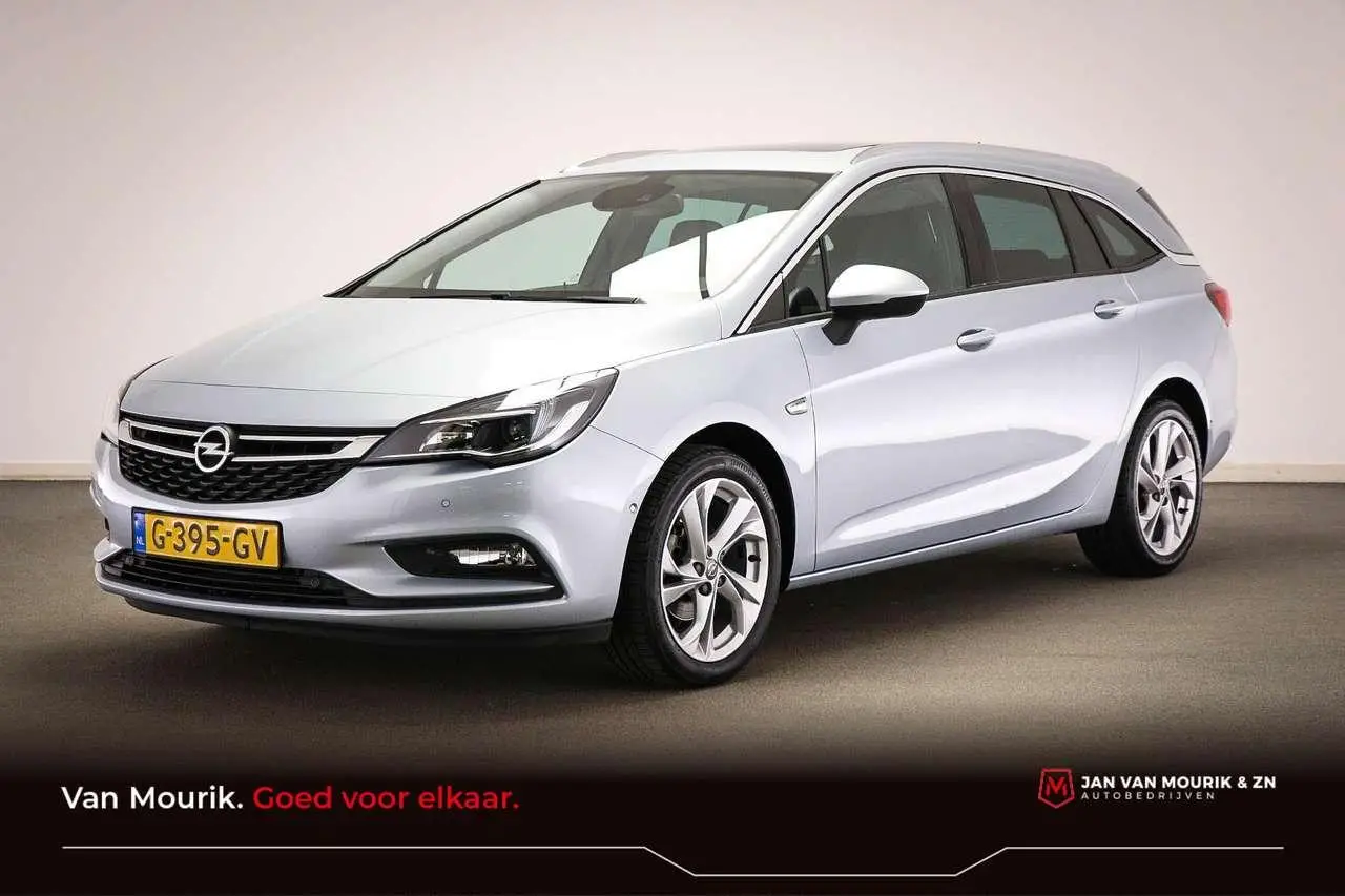 Photo 1 : Opel Astra 2019 Essence