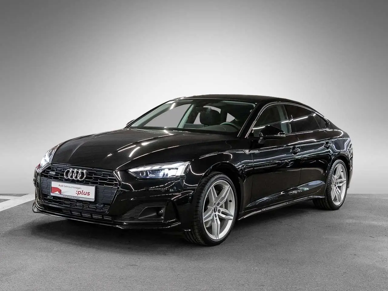 Photo 1 : Audi A5 2023 Essence