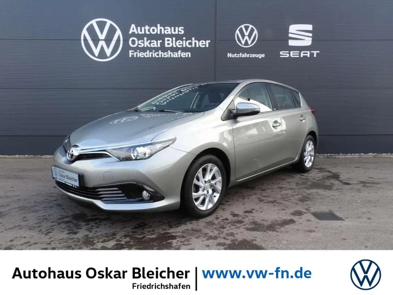 Photo 1 : Toyota Auris 2016 Essence